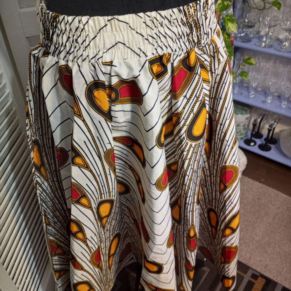 "Step In Style" African Skirt - Picture 3 of 13